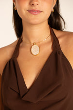 The Lucky Necklace - Perolado - Colar Dourado Lucky Bijoux