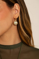 Argola EYE - Argola Dourada Lucky Bijoux