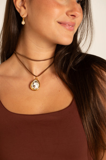 Colar Crystal Gota no Courinho