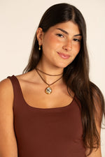 Colar Crystal Gota no Courinho