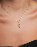 Colares Mãos - Colar Dourado Lucky Bijoux